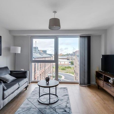 Spacious 1 Bedroom Apartment In A Converted Mill Leeds  Ngoại thất bức ảnh
